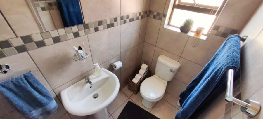 2 Bedroom Property for Sale in Waterberry Estate North West